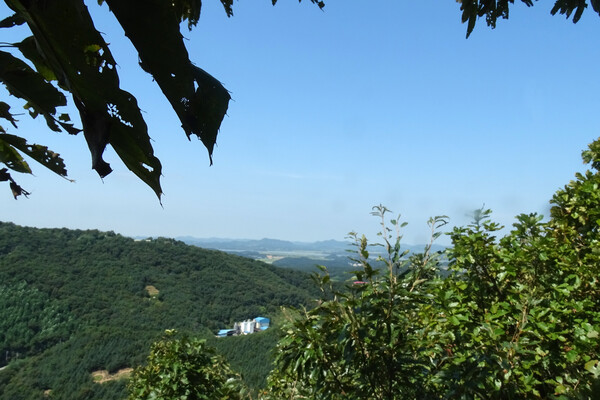 ▲ 월롱산성에서 본 임진강 하구