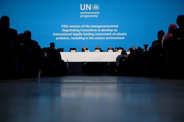 ▲지난 12월 1일 부산 벡스코에서 진행된 플라스틱 오염 종식 국제협약 제5차 정부 간 협상위원회 전체회의 모습[연합뉴스]