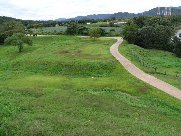 ▲성밖과 상내로 연결된 관림길