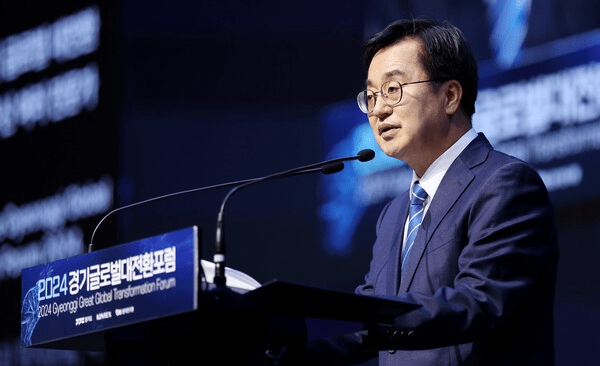 김동연의 대선캠프 원톱 '강권찬'에 쏠리는 눈 - 뉴스 썸네일 이미지