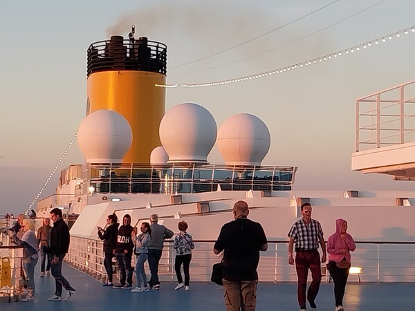 ▲여행은 생활의 때를 벗기는 힐링이기도 하다. 필자