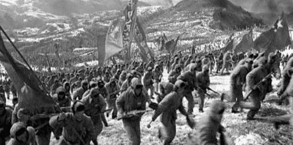 ▲6.25전쟁 당시 인해전술로 대한민국을 침략하고 있는 중공군