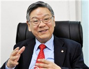 ▲共把 이 석 복(수필가, 화랑대문인회 회장, 예비역 육군 소장)