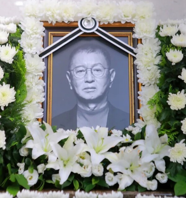 ▲개그계의 대부 전유성씨가 지난 25일 오후 9시 5분, 폐기흉 증세 악화로 전북대병원에서 별세한 가운데  28일 오전 6시에 발인식이 이루어졌다. 공동취재단