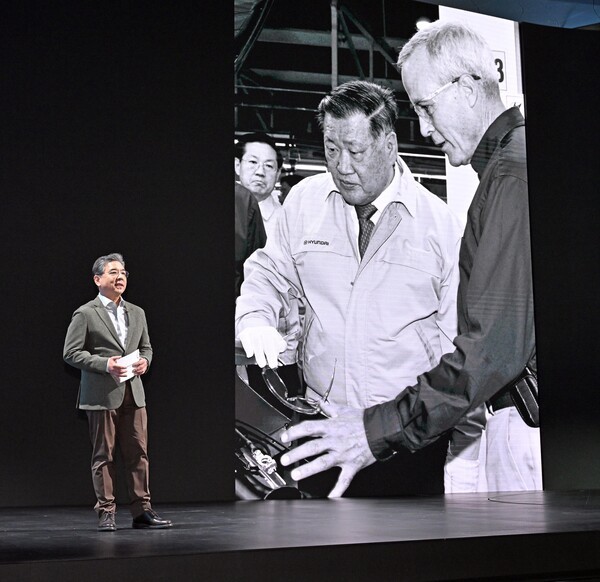 ▲지난해 10월 31일 경기 고양시 현대 모터스튜디오 고양에서 열린 'Clearly Committed: 올곧은 신념' 행사에서 장재훈 현대자동차 사장이 발언하고 있다. 현대자동차·기아 제공