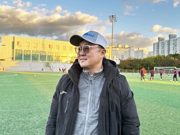 ▲능곡고등학교 송훈 감독. 김민근 기자