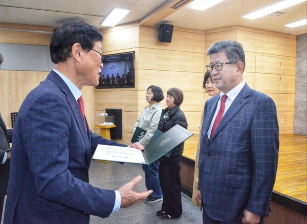 대구시 수성구, 오세준 봉선플랜트 대표 '모범 구민' 표창 - 뉴스 썸네일 이미지