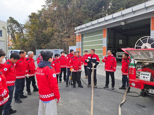 ▲산불 진화 차량 및 장비 조작 훈련을 하고있다. 보성군청 제공