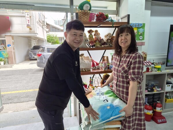 맞춤정장·예복 전문점 ‘아틀레 광주점’, 대전 지역 장애인 복지시설에 사랑의 쌀 600kg 기탁
