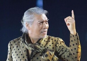 가황 나훈아의 정치권 비판과 예비역 군장성들의 정치선동