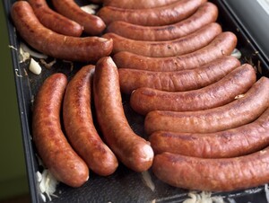 폴란드 '킬바사' 고유의 맛 그대로…영동 '소세지 대장간'