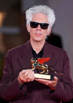 박찬욱 감독, 베네치아 영화제 수상 실패에도 "큰 상 받은 기분"