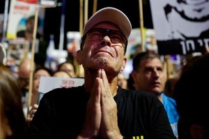 가자 전쟁 종식 임박...트럼프 "이, 초기 철수안 동의...하마스 승인 즉시 휴전"