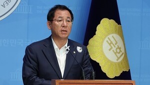 586세대의 비뚤어진 민주의식을 보여준 과방위 최민희 위원장