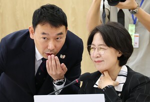 더불어민주당, '검사장 고발' 엇박자 논란 확산