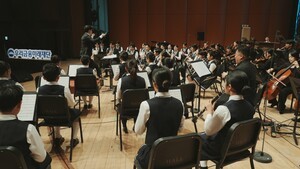 우리금융, 청각장애 클라리넷 연주단과 아름다운 선율 선물