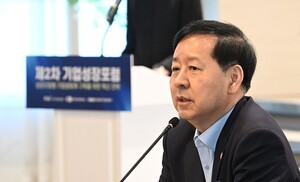 구윤철, 내일 기자간담회…외환시장 안정 메시지 낸다